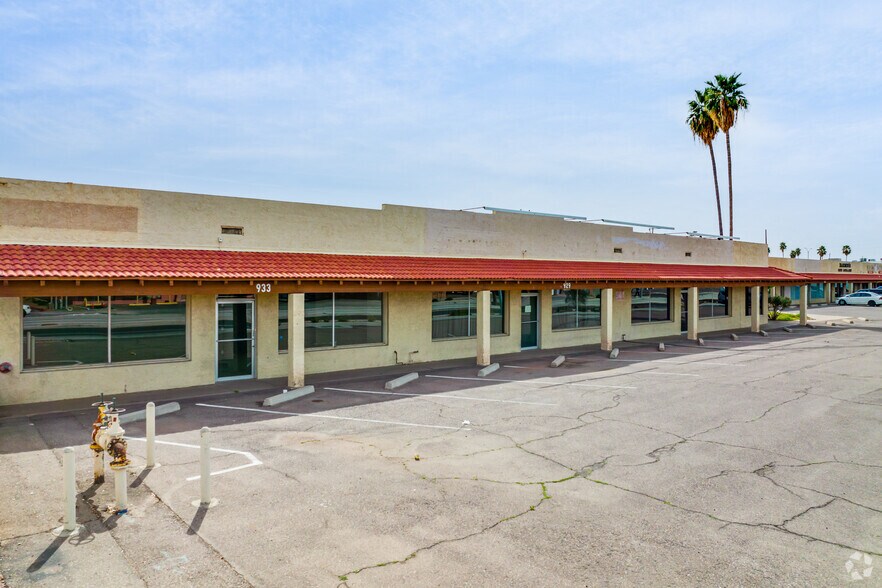 903-933 E Main St, Mesa, AZ à louer - Photo du bâtiment - Image 2 de 25