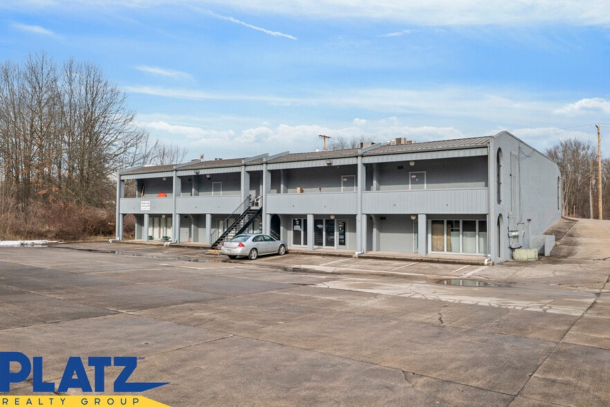 3323 Parkman Rd NW, Warren, OH à louer - Photo du bâtiment - Image 2 de 13