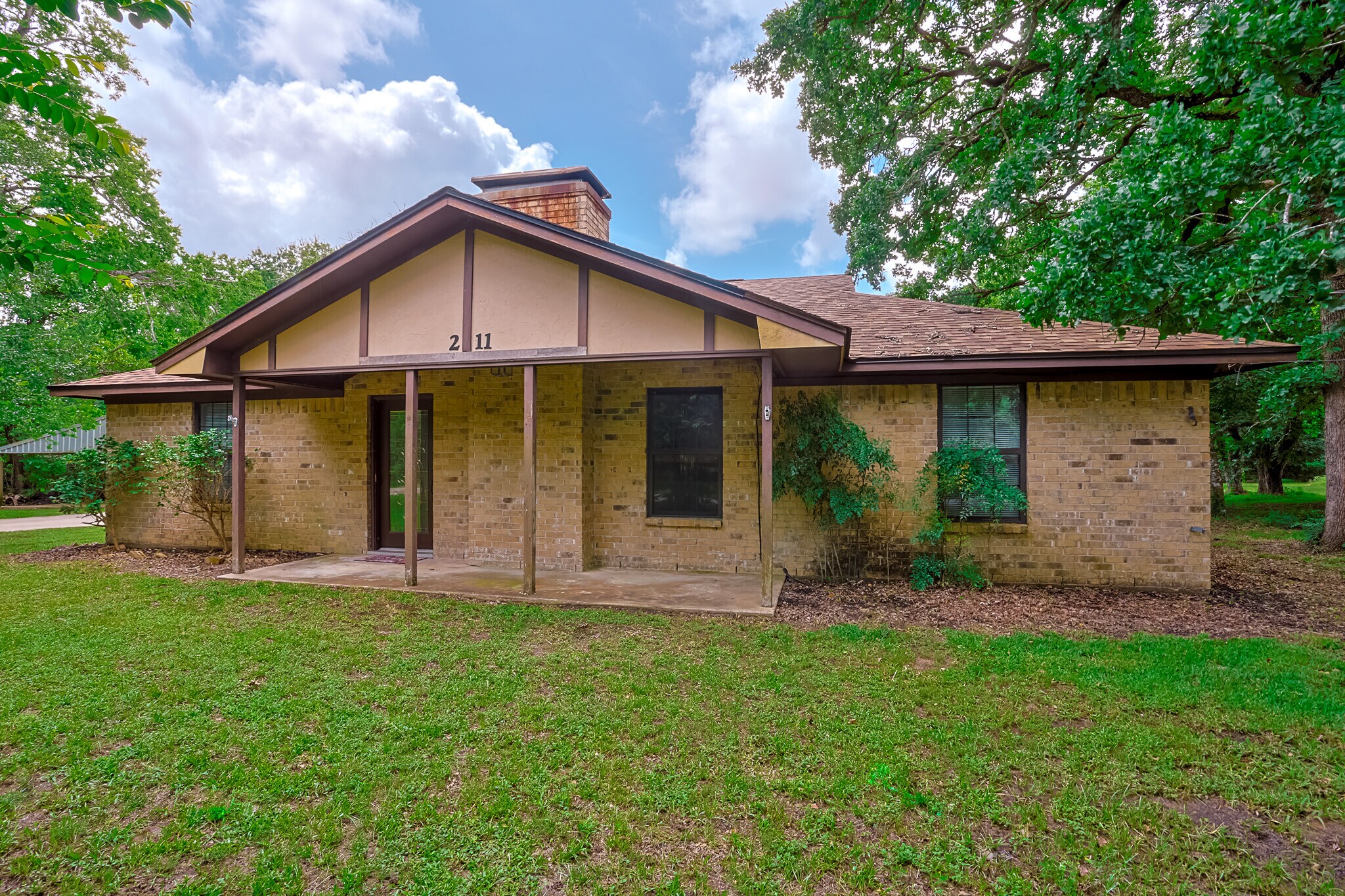 211 Brantley Ln, Magnolia, TX for sale Building Photo- Image 1 of 27