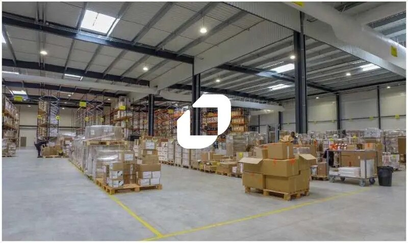 Flex in Persan for lease - Building Photo - Image 3 of 12