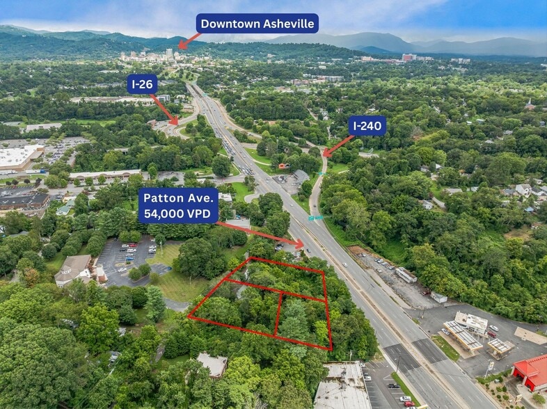 220, 226 & 9999 Hazel Mill Road, Asheville, NC à vendre - Photo du bâtiment - Image 3 de 32