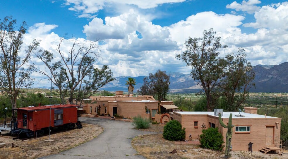 2333 W Camino del Aurora, Tucson, AZ for sale - Primary Photo - Image 1 of 3