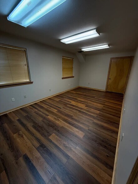 409 W 21st Ave, Covington, LA à louer - Photo du bâtiment - Image 2 de 8