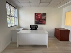 200-230 Miracle Mile, Coral Gables, FL for lease Interior Photo- Image 1 of 5
