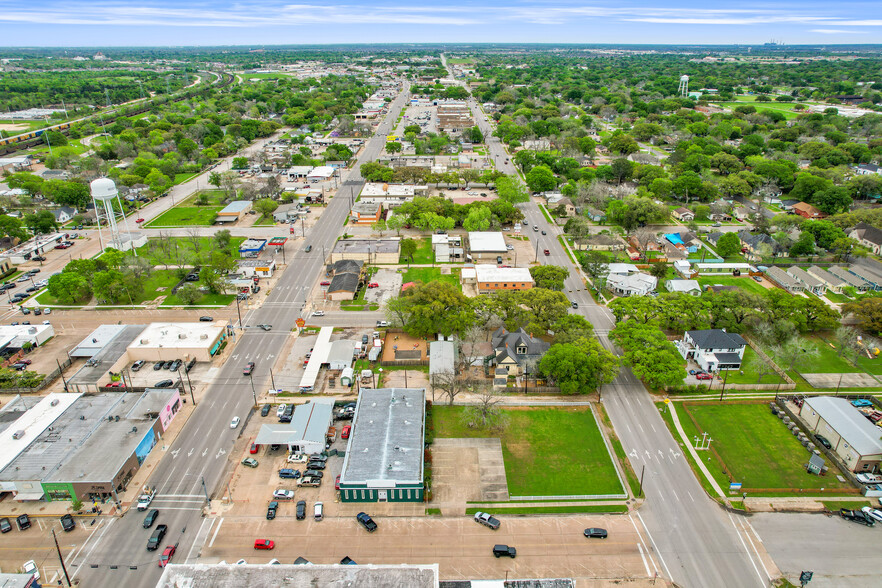 1030 4th St, Rosenberg, TX for sale - Building Photo - Image 3 of 72