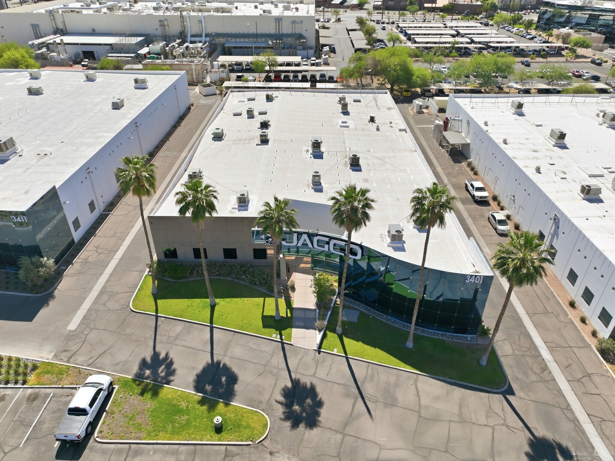 3401 E Harbour Dr, Phoenix, AZ for lease Building Photo- Image 1 of 93