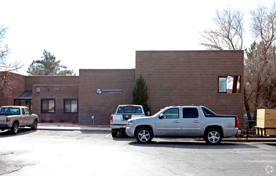 3500 F Comanche Rd NE, Albuquerque, NM à vendre - Photo du bâtiment - Image 2 de 26