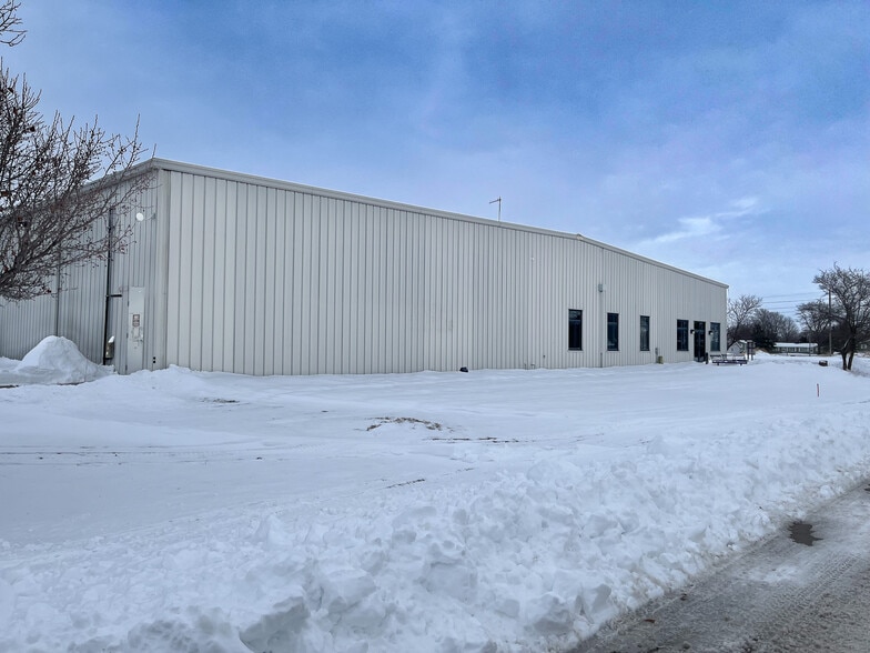 107 Industrial Park Rd, Story City, IA for sale - Building Photo - Image 3 of 26