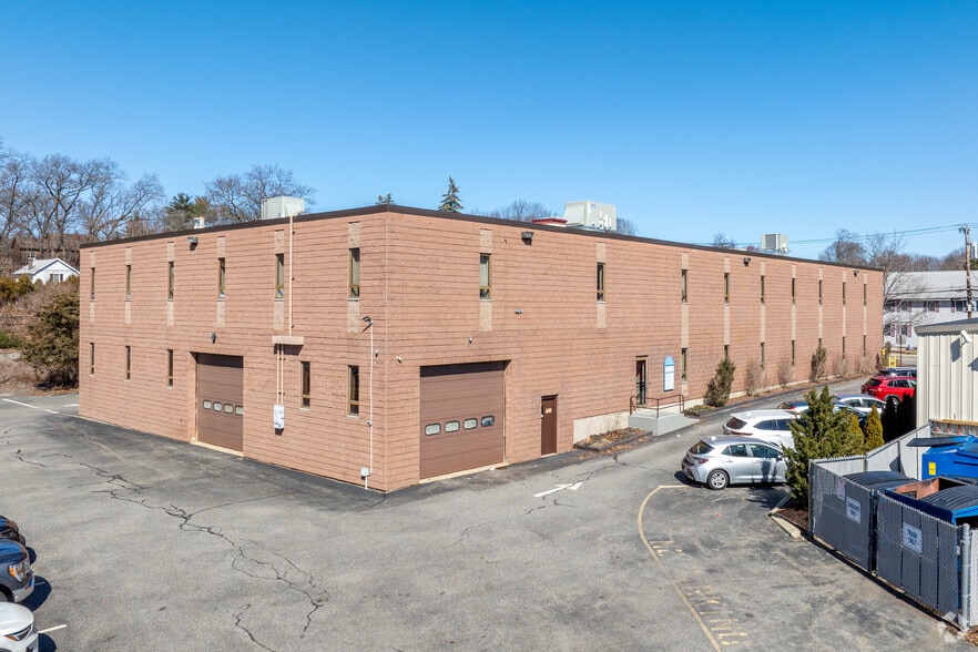 110 Winn St, Woburn, MA for lease - Building Photo - Image 1 of 18