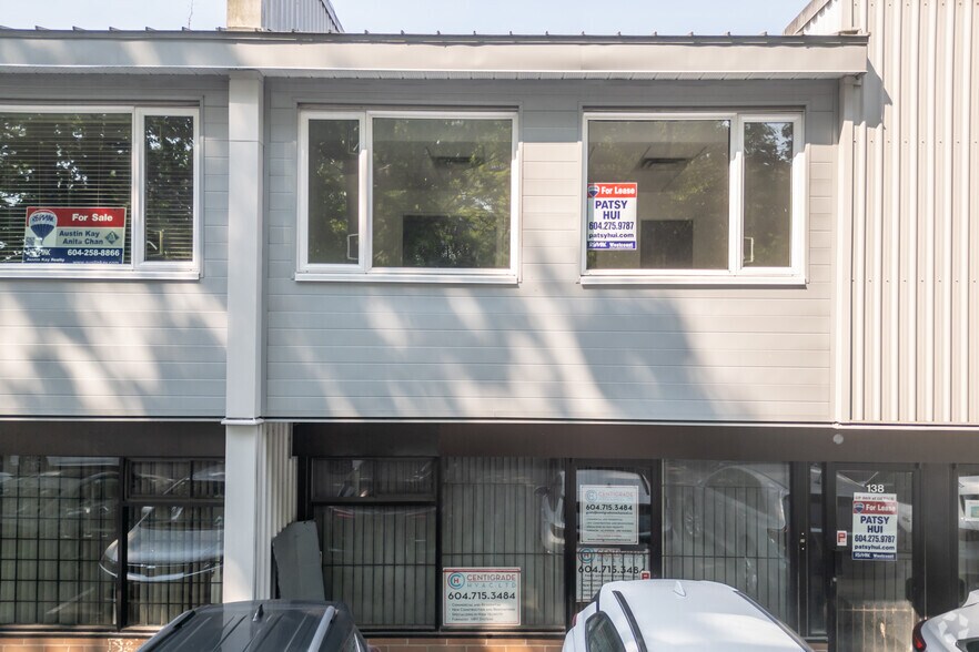 12838 Clarke Pl, Richmond, BC à louer - Photo du bâtiment - Image 3 de 3