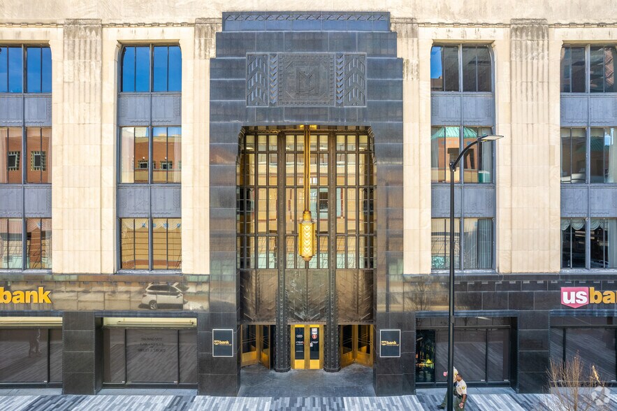 520 Walnut St, Des Moines, IA à louer - Photo du bâtiment - Image 3 de 4