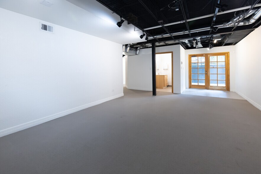 1650 N Franklin St, Denver, CO à louer - Photo du bâtiment - Image 3 de 13