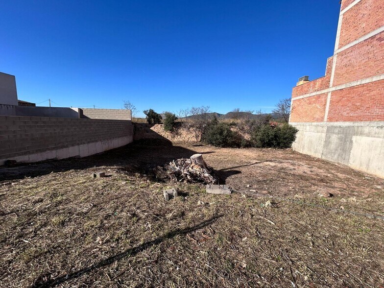 Carrer Prat de la Riba, 31, Sant Jaume dels Domenys, Tarragona for sale - Building Photo - Image 2 of 3