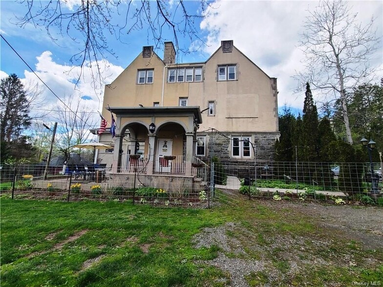 48 Loomis Village Rd, Liberty, NY for sale - Primary Photo - Image 2 of 42