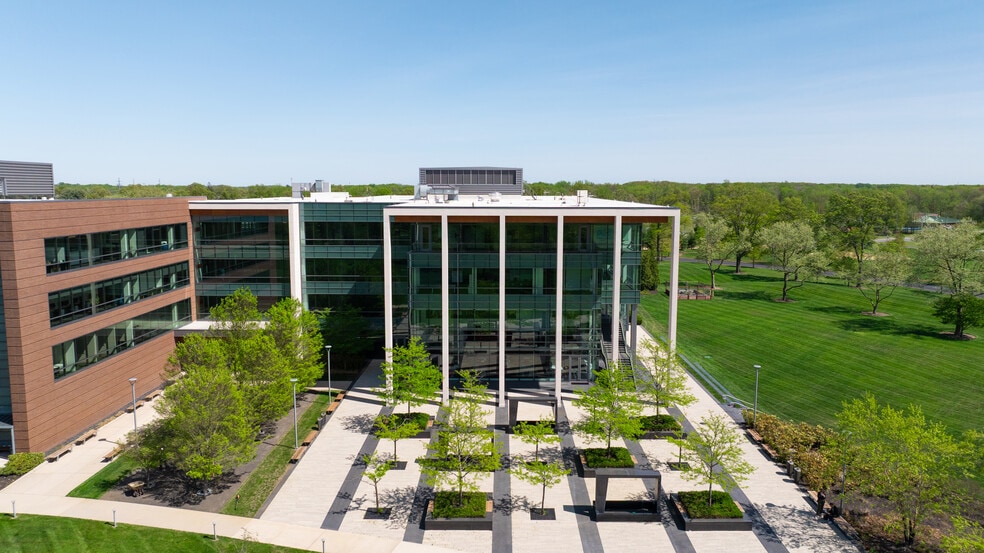 1 CommVault Way, Tinton Falls, NJ for lease - Building Photo - Image 3 of 13