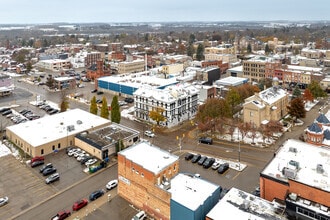 453 Simcoe St, Woodstock, ON - AERIAL  map view
