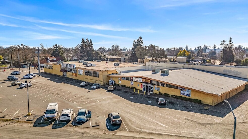 400-410 El Camino Ave, Sacramento, CA for sale - Building Photo - Image 2 of 23