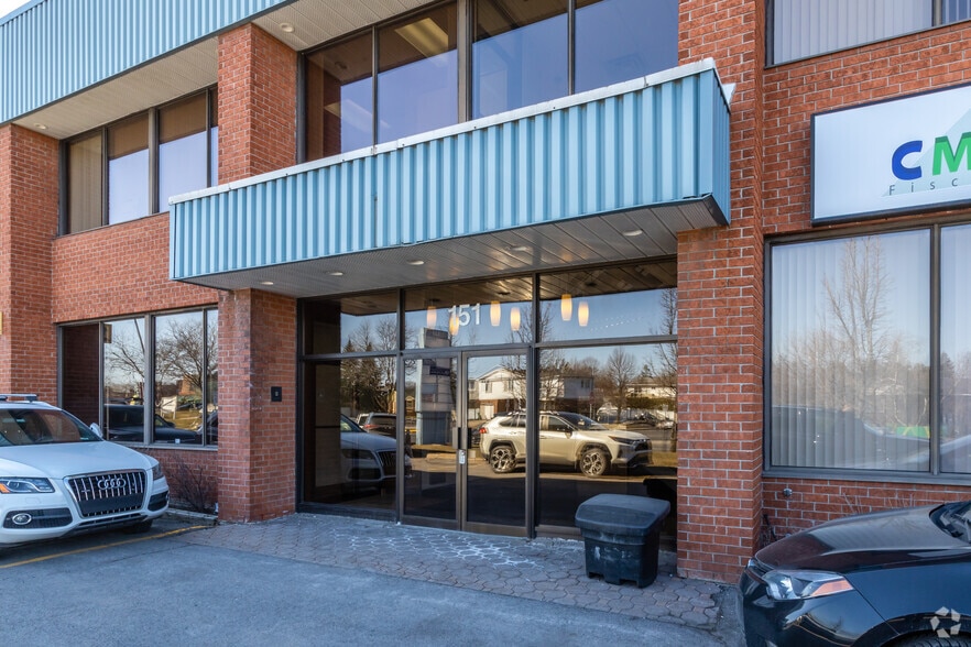 151 Boul De Mortagne, Boucherville, QC for lease - Building Photo - Image 3 of 13