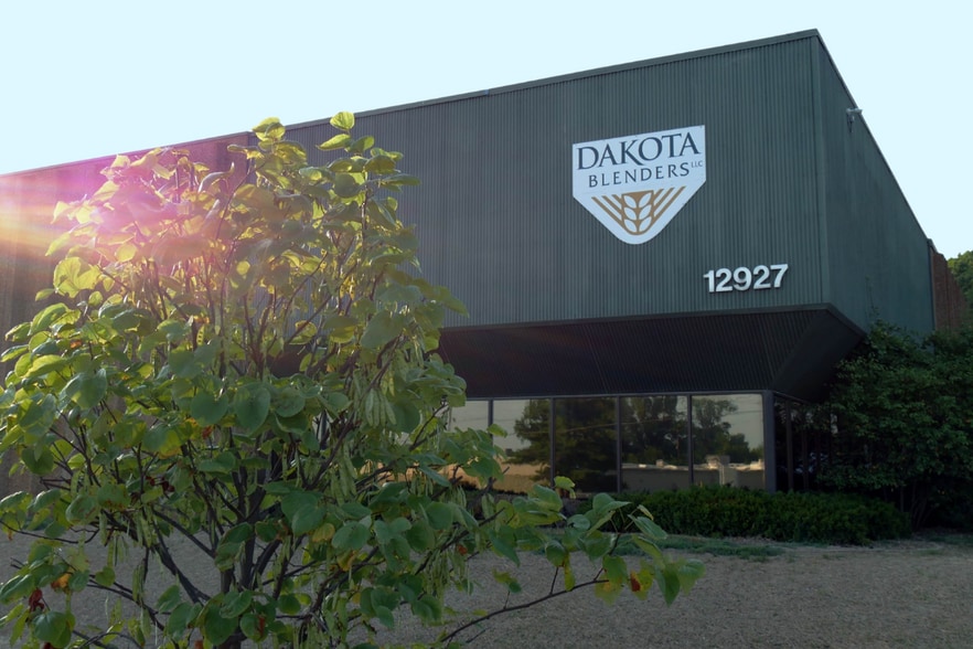 12927 Gravois Rd, Sunset Hills, MO for sale - Primary Photo - Image 1 of 6