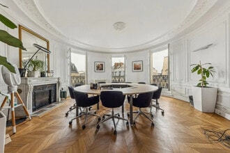 8 Rue De La Michodière, Paris for lease Interior Photo- Image 2 of 11