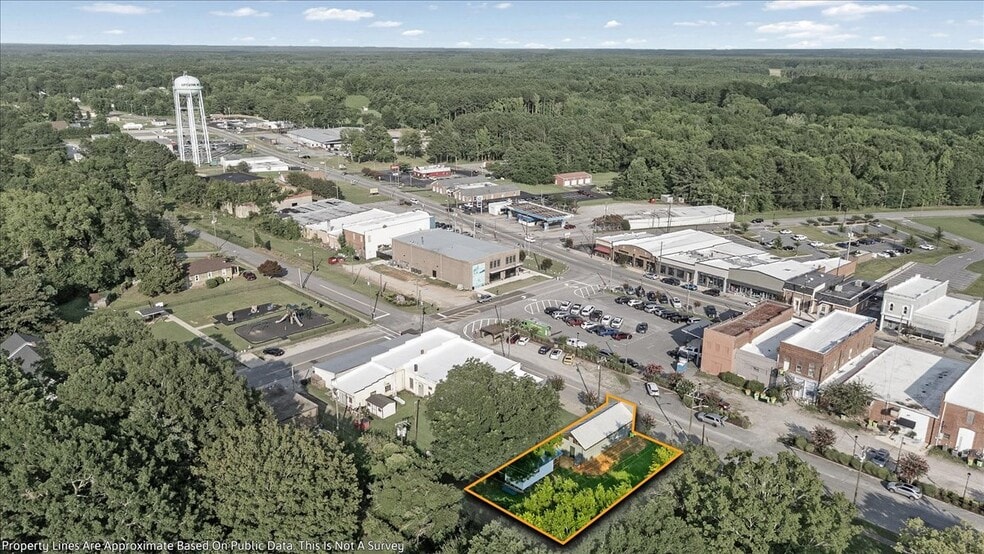 202 E. North Main Street, Littleton, NC for lease - Building Photo - Image 2 of 33