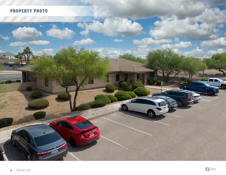 1935 E Deer Valley Dr, Phoenix, AZ à vendre - Photo du bâtiment - Image 3 de 11