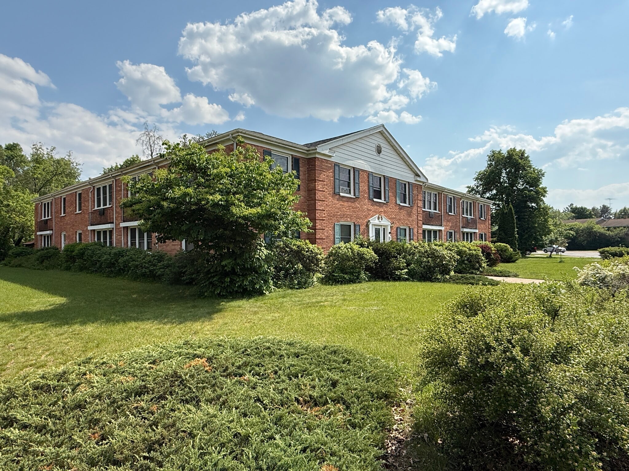 3701 Robert Pl, Stevens Point, WI for sale Primary Photo- Image 1 of 10
