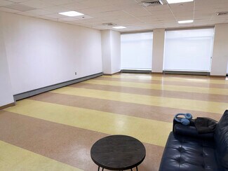 Plus de détails pour 133 Lenox Ave, New York, NY - Bureau/Commerce de détail à louer