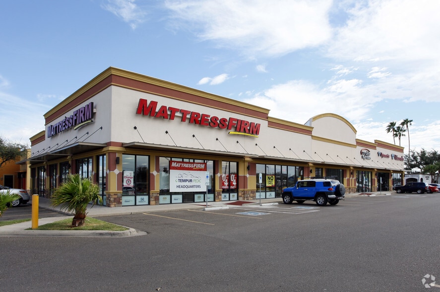 4000 N 10th St, McAllen, TX for lease - Building Photo - Image 2 of 2