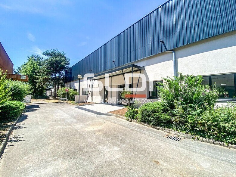 33 Avenue Du Docteur Georges Lévy, Vénissieux à louer - Photo du bâtiment - Image 1 de 24