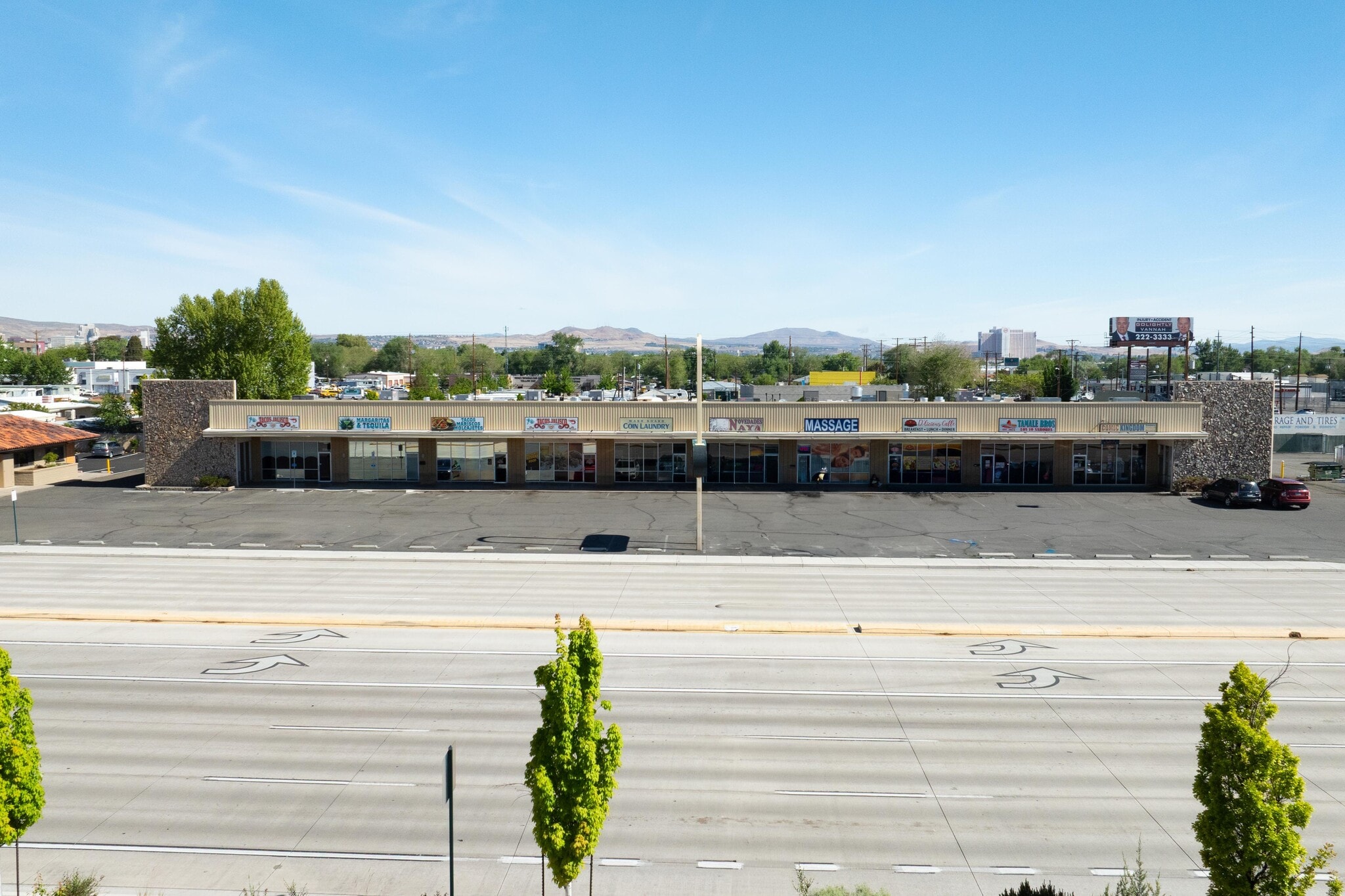 540-585 E Moana Ln, Reno, NV for lease Building Photo- Image 1 of 3