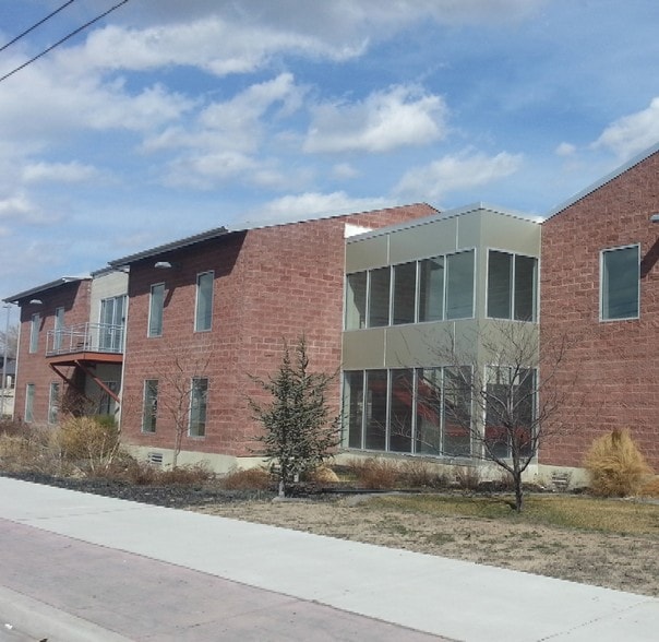 11339 S 700 E, Sandy, UT for sale - Building Photo - Image 2 of 23