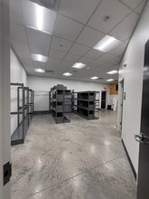1610 SW Main St, Ankeny, IA for lease Interior Photo- Image 2 of 4