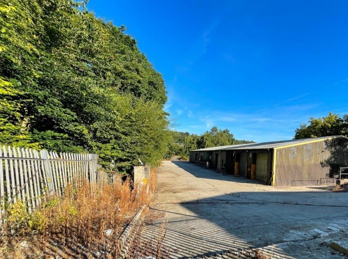 Llandygai Industrial Estate, Llandygai for lease - Building Photo - Image 1 of 2