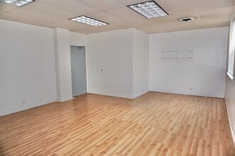 105 S Roselle Rd, Schaumburg, IL for lease Interior Photo- Image 2 of 13