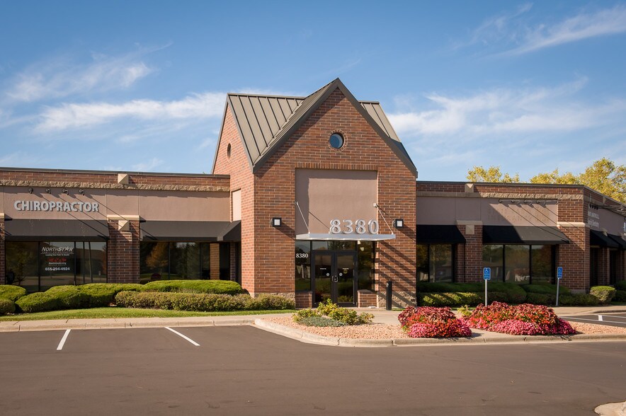 8380 City Centre Dr, Woodbury, MN for lease - Building Photo - Image 1 of 5