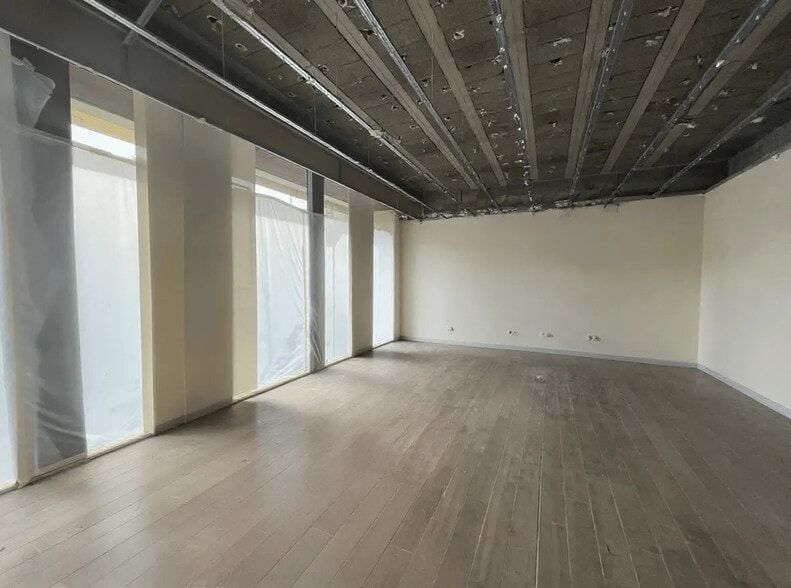 Commerce de détail dans Saint-Maur-des-Fossés à louer - Photo intérieure - Image 2 de 5