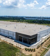 850 Gibraltar Rd, Vaughan, ON for lease Building Photo- Image 2 of 10