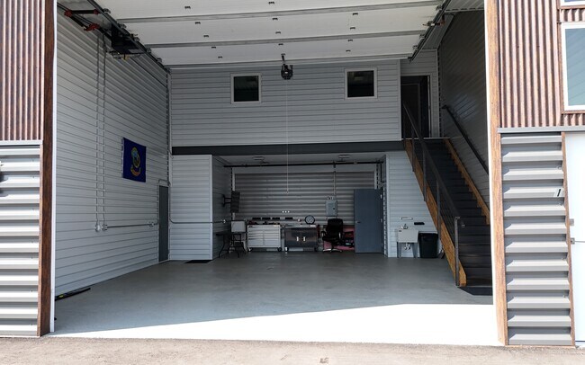 Plus de détails pour 1435 Main St, Cascade, ID - Industriel à vendre