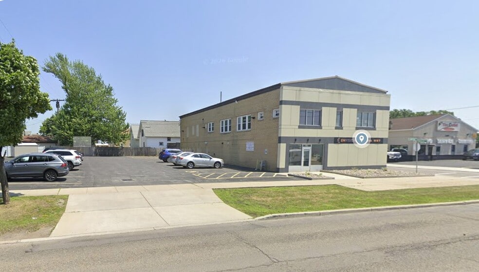 2495 Elmwood Ave, Buffalo, NY for sale - Building Photo - Image 2 of 56