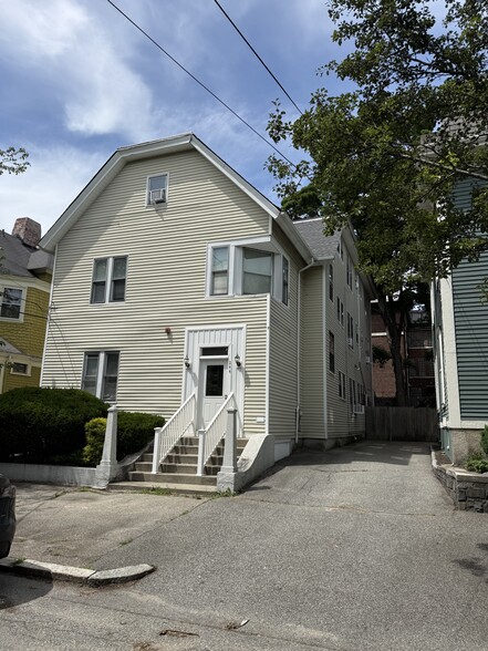 244 Bowen St, Providence, RI for sale - Building Photo - Image 1 of 17