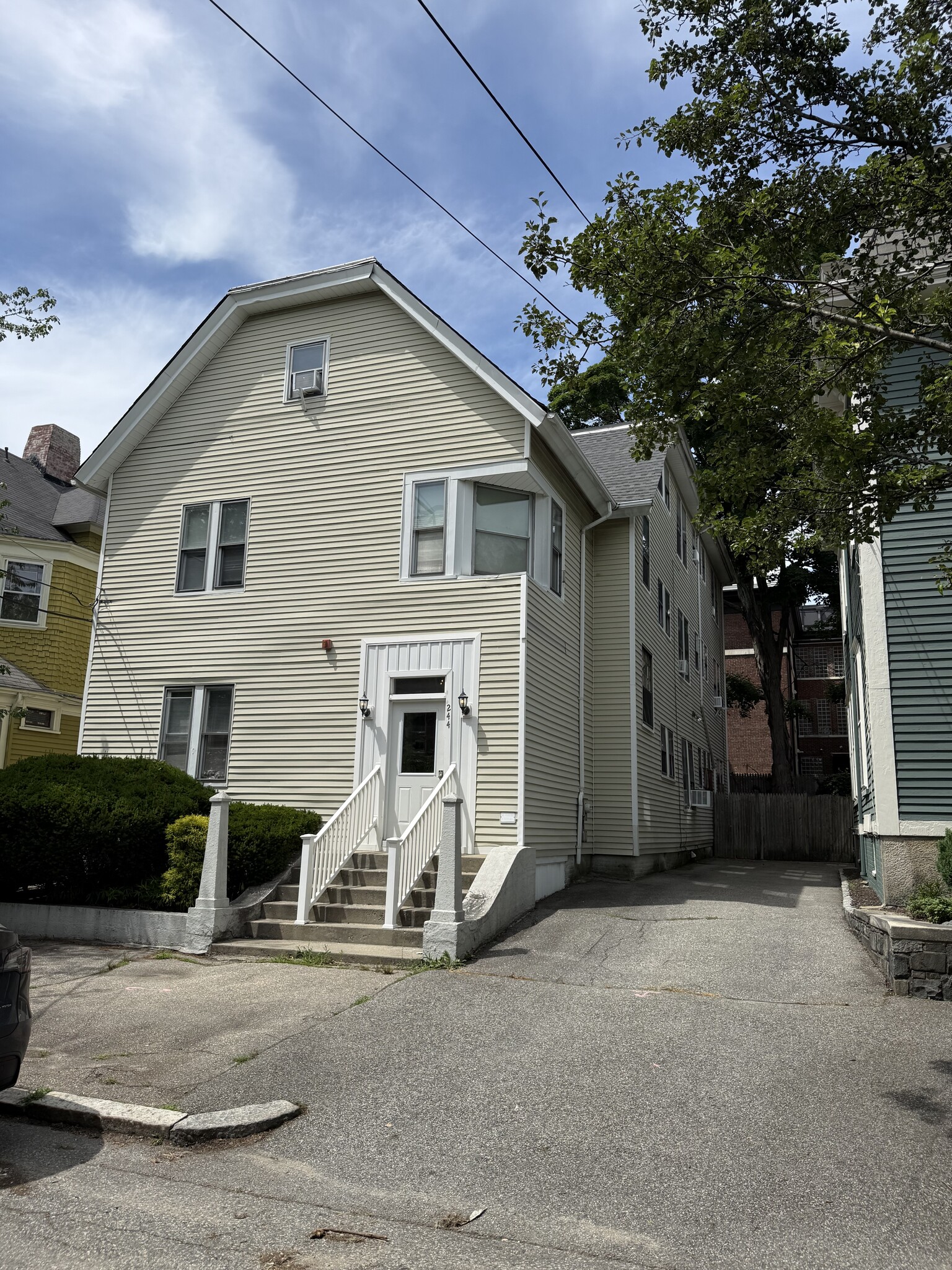 244 Bowen St, Providence, RI for sale Building Photo- Image 1 of 18