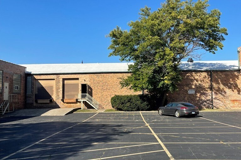 3928 Rockwell St, Chicago, IL for lease - Primary Photo - Image 1 of 5
