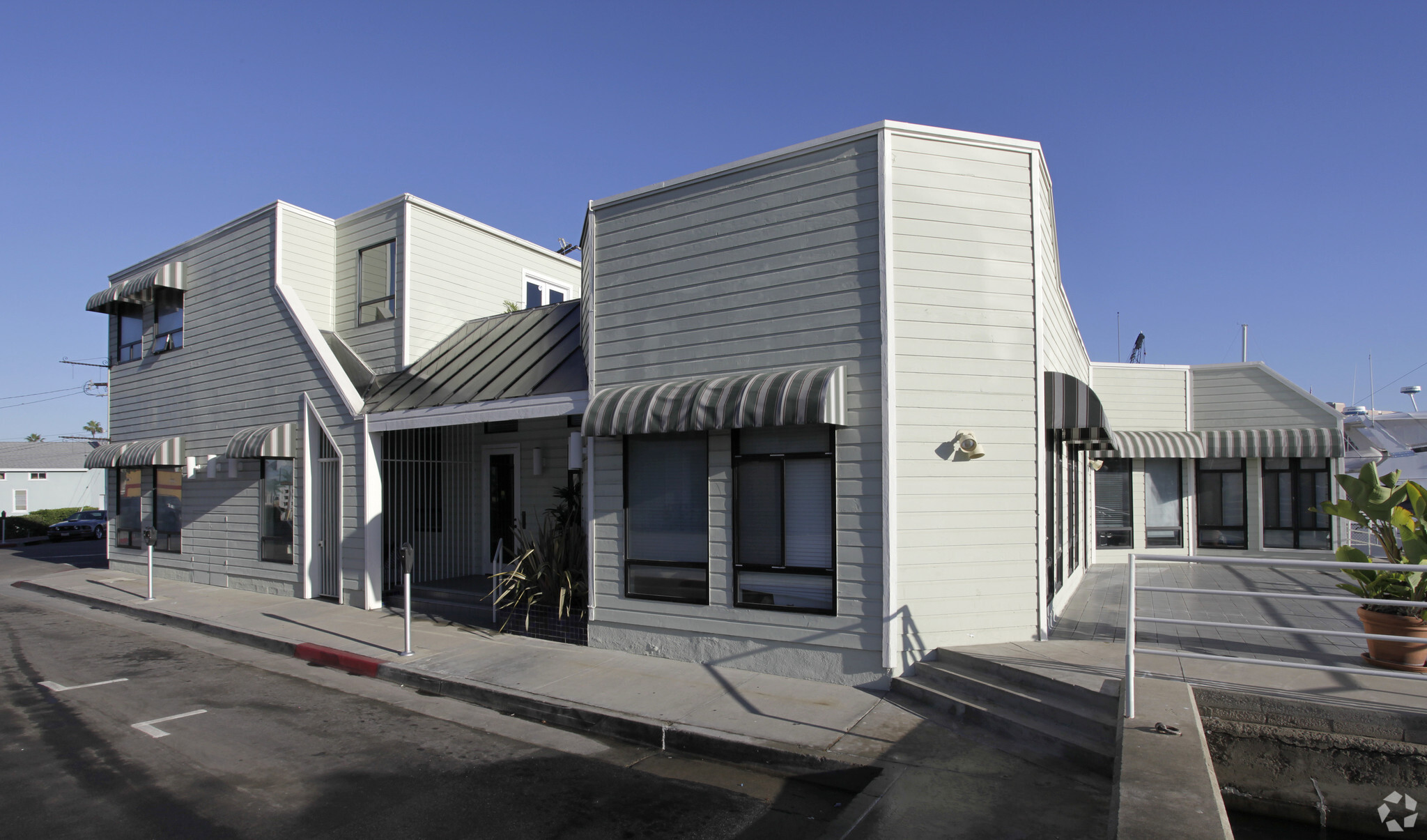 2800 Lafayette Ave, Newport Beach, CA for lease Building Photo- Image 1 of 9