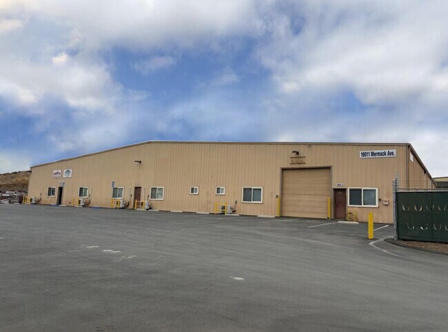 Plus de détails pour 19011 Mermack Rd, Lake Elsinore, CA - Industriel à louer