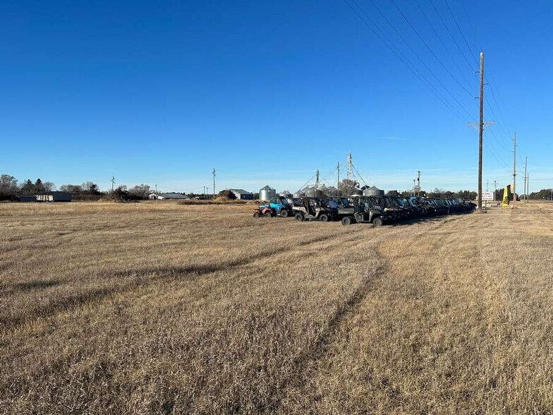 49195 873rd Rd, Oneill, NE à vendre - Photo du bâtiment - Image 2 de 12