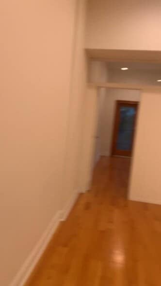 212 E 35th St, New York, NY for sale - Commercial Listing Video - Image 2 of 15