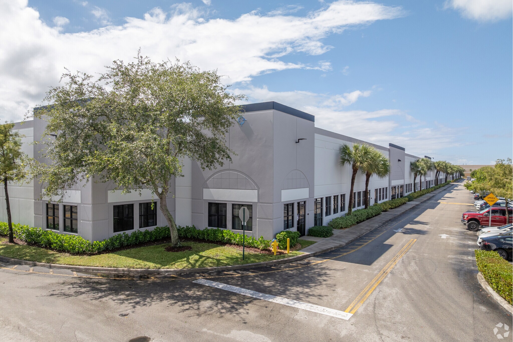 11341-11491 Interchange Cir S, Miramar, FL à louer Photo principale- Image 1 de 10