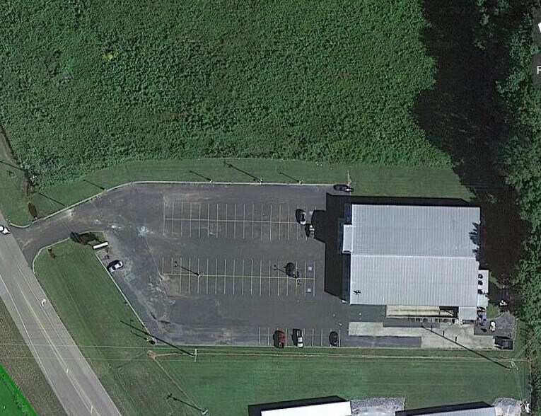 4200 Skyhawk Pky, Martin, TN à louer - Photo du bâtiment - Image 3 de 26