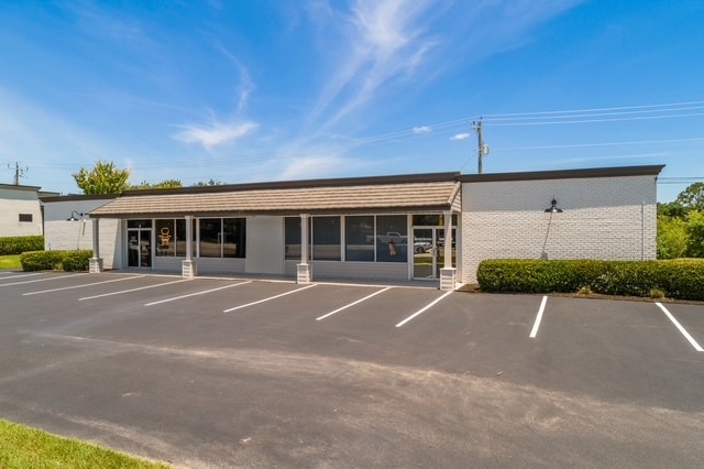 12538 Palm Beach Blvd, Fort Myers, FL for sale - Building Photo - Image 2 of 25